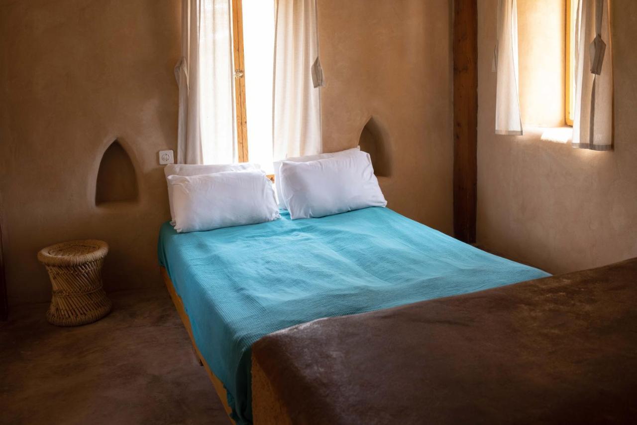 Desert Days Mud Cabin'S Resort Tzukim Bagian luar foto