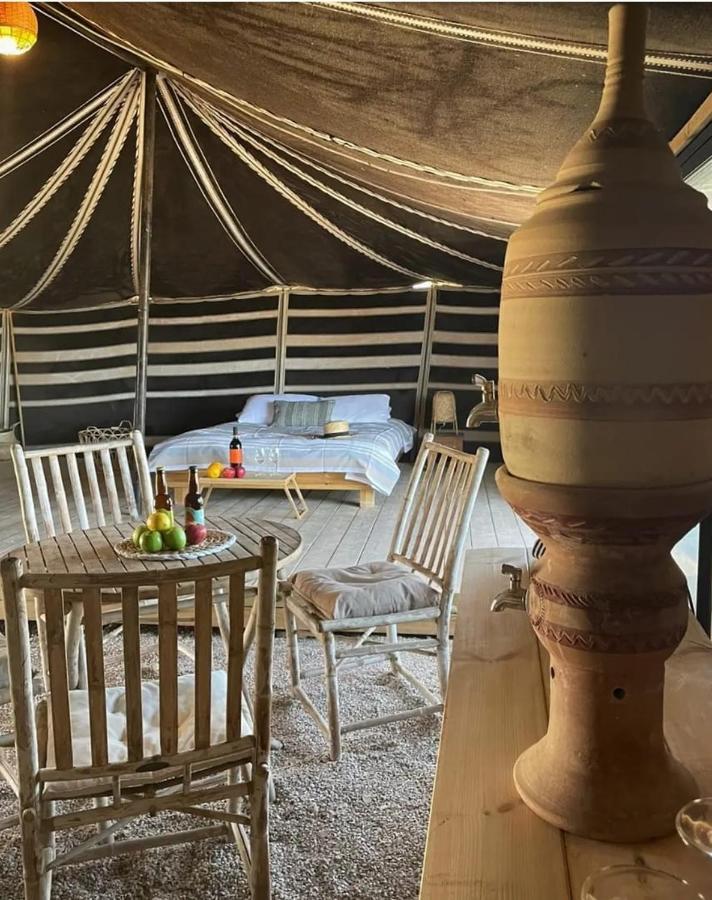 Desert Days Mud Cabin'S Resort Tzukim Bagian luar foto