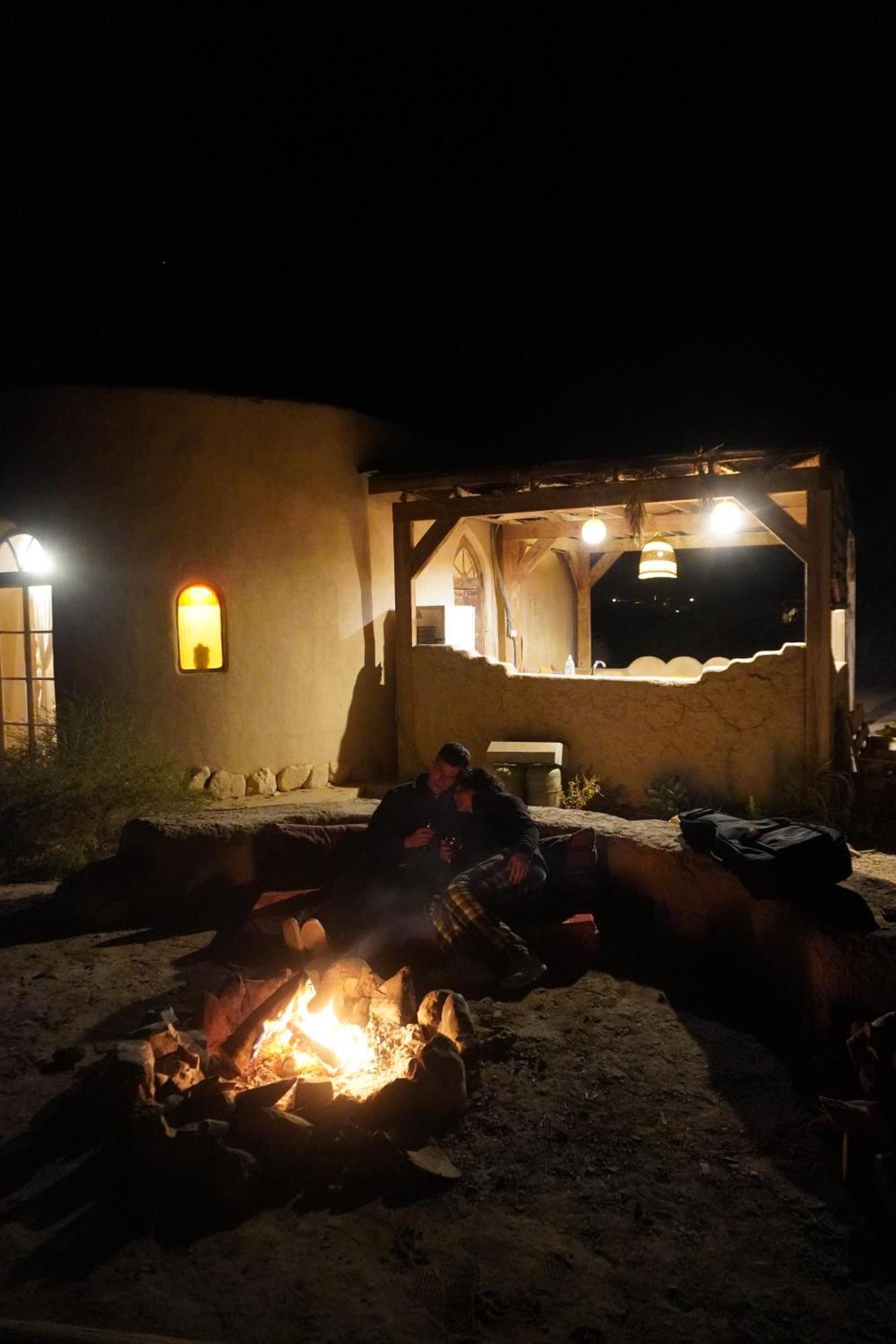 Desert Days Mud Cabin'S Resort Tzukim Bagian luar foto